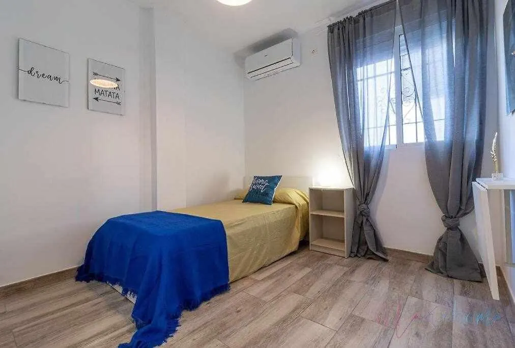 Apartamento 1 En Estadio Sevilla 6 Plazas Y Metro Sewilla